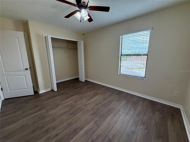 Building Photo - 2076 Leather Fern Dr