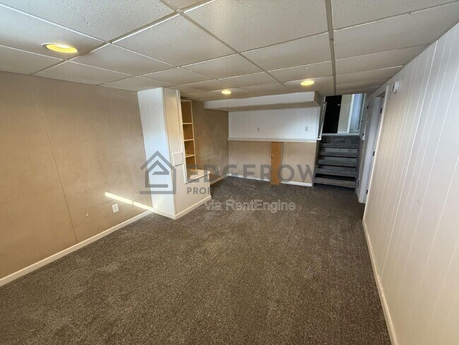 Building Photo - 2714 Colton Dr SE