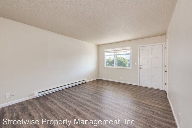 Building Photo - 2705 SE Courtney Ave