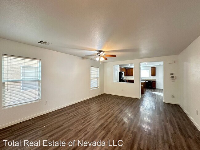 Building Photo - 3 br, 2.5 bath House - 4859 Golden Shimmer...