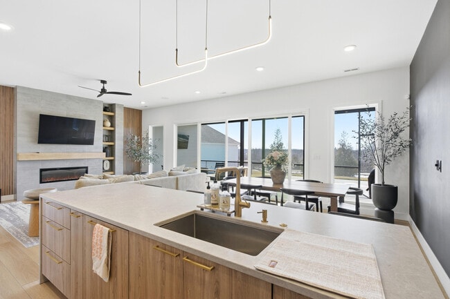 Building Photo - 1301 Haxby Ct