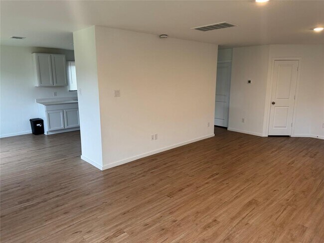 Building Photo - 18637 Cepagatti Dr