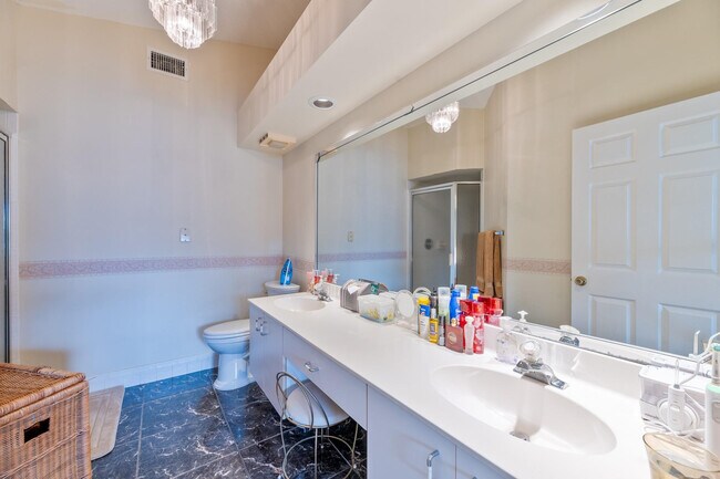 Building Photo - 9550 Islamorada Terrace