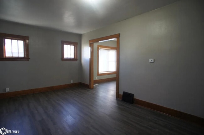 Building Photo - 1426 2nd St