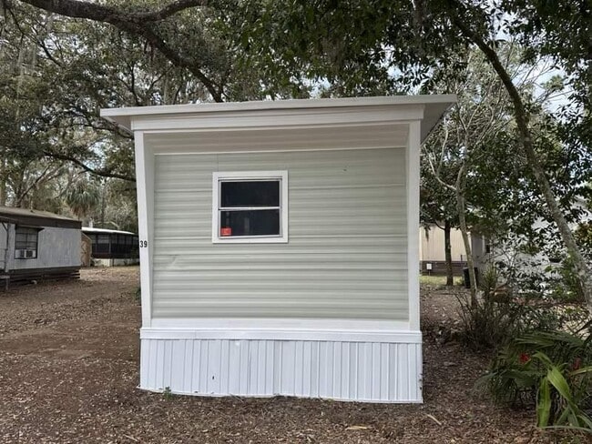 Primary Photo - 130 S Suncoast Blvd