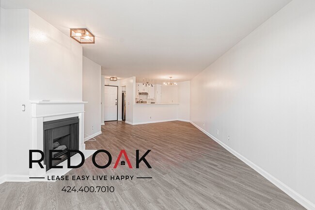 Building Photo - 10201 Woodbine St