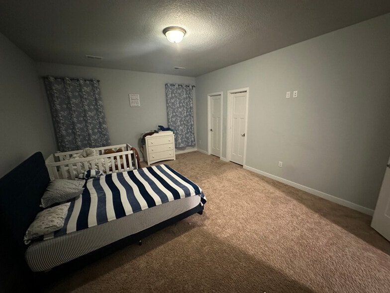 Building Photo - 4700 Kilby Dr