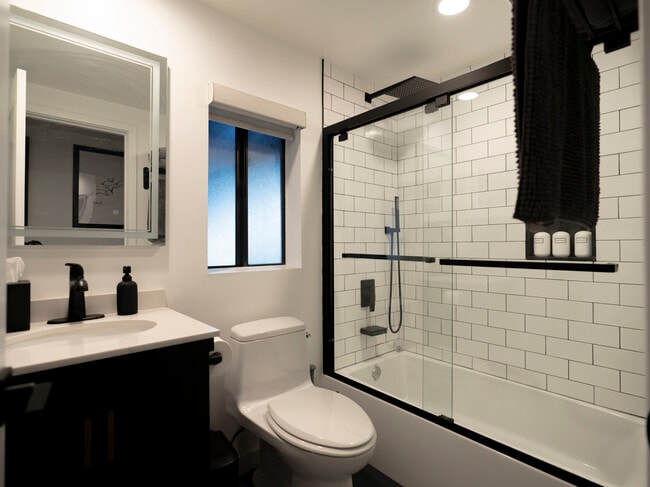 Building Photo - 24568 Albrun Dr