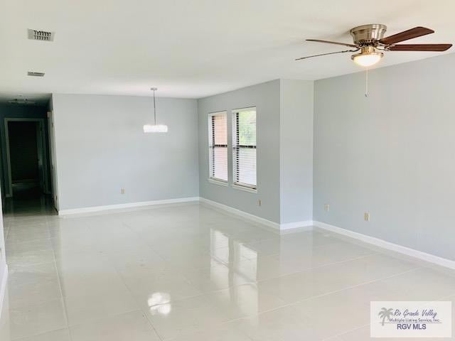 Building Photo - 6206 NW King Arthur Ct