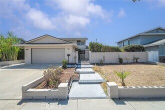 Building Photo - 9628 Mariposa Ave