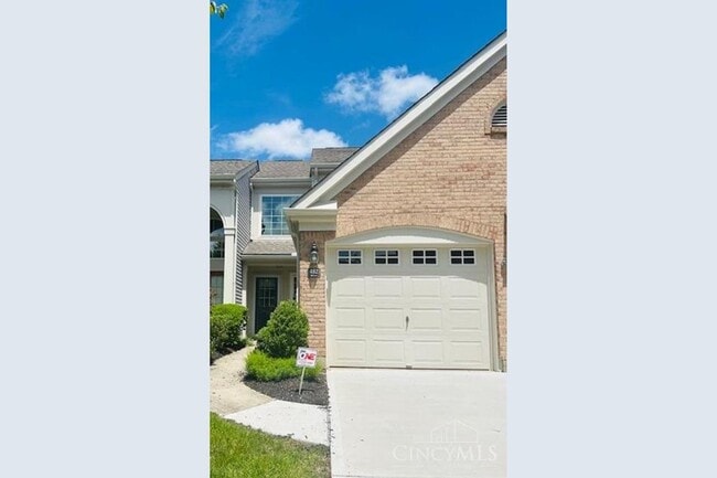 Building Photo - Beautiful 2 Bedroom 1.5 Bath Home