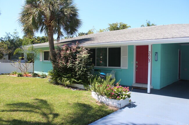 Front - 3605 Iroquois Ave