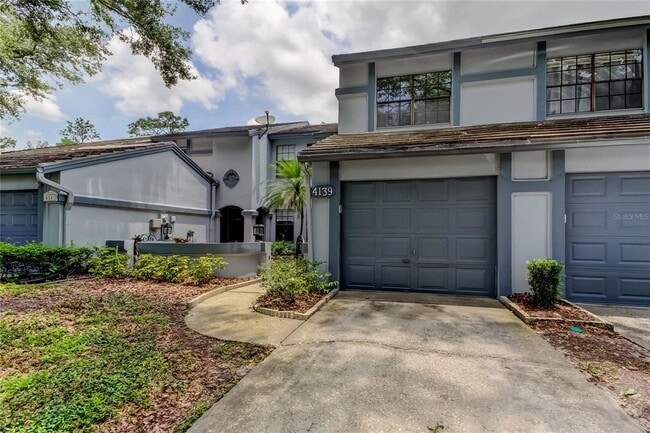 Building Photo - 4139 Brentwood Park Cir