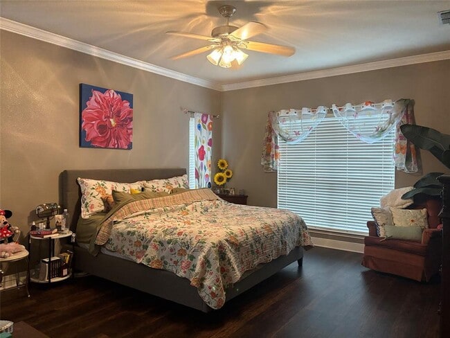 Building Photo - 113 Canyon Rd