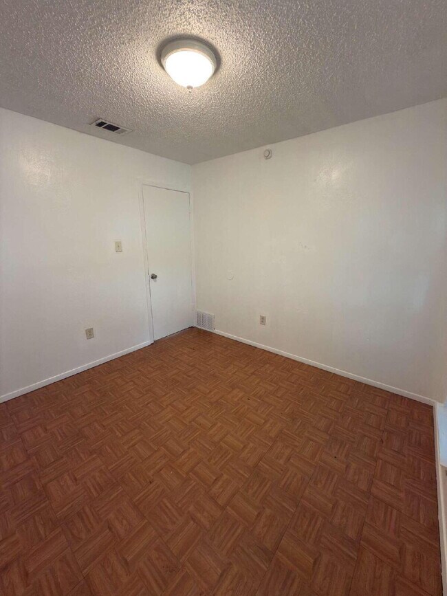 Building Photo - 3/2/2 Arlington Home for Lease