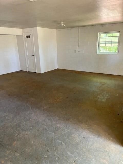 Building Photo - 2717 Masterson Ln