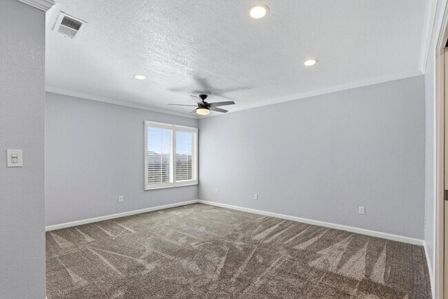 Building Photo - 623 Via Primavera Ct