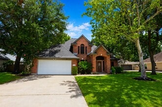 Building Photo - 112 Portulaca St