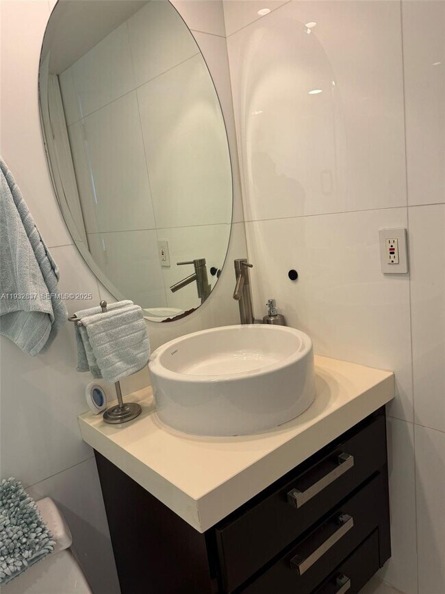 Building Photo - 3300 NE 192 St