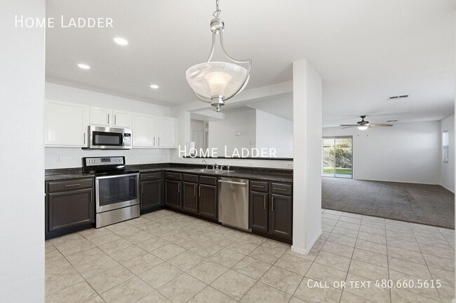 Building Photo - 44760 W Paitilla Ln