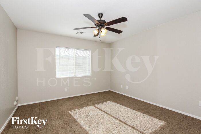 Building Photo - 14059 N 178th Ave