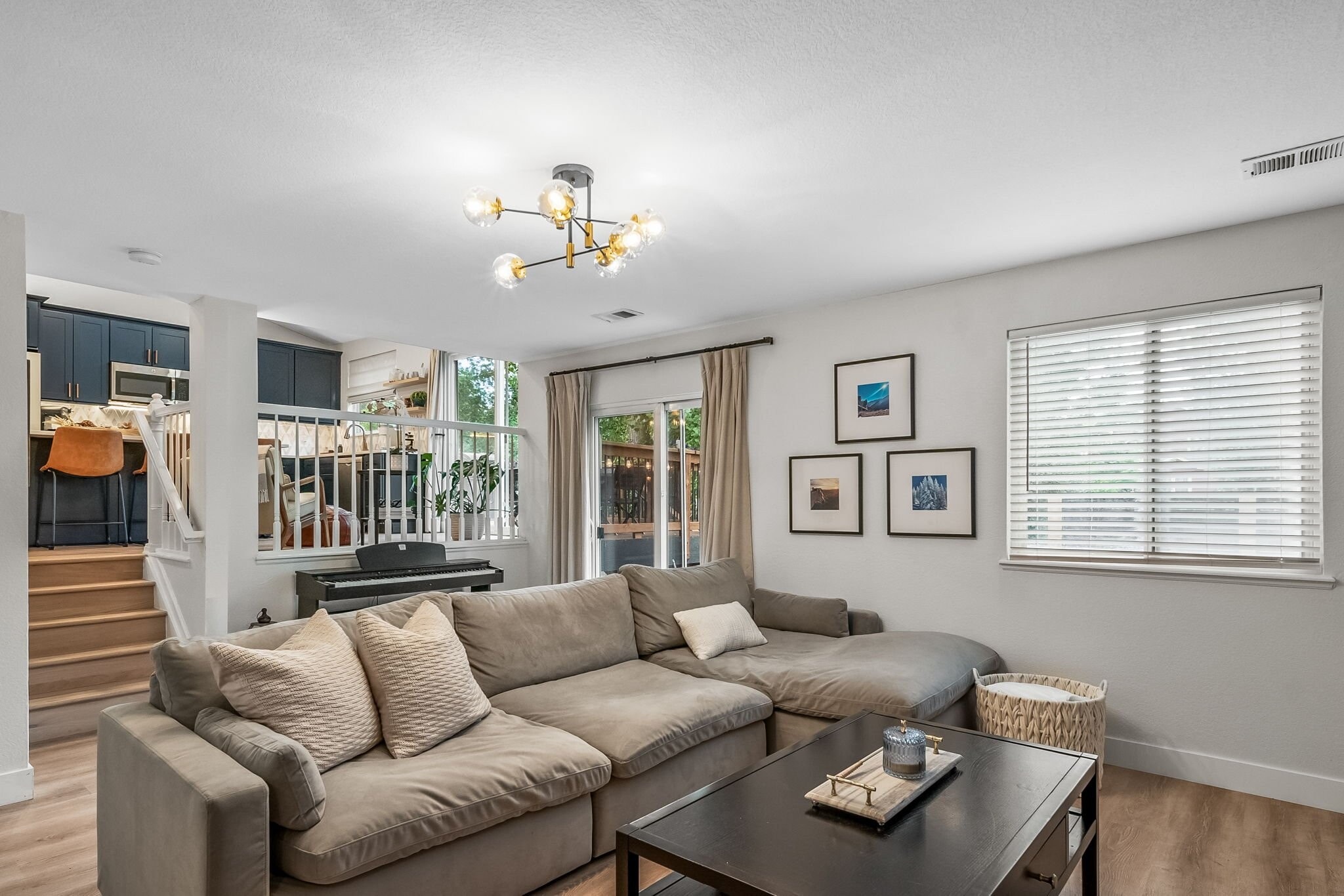 Building Photo - 16410 Martingale Dr