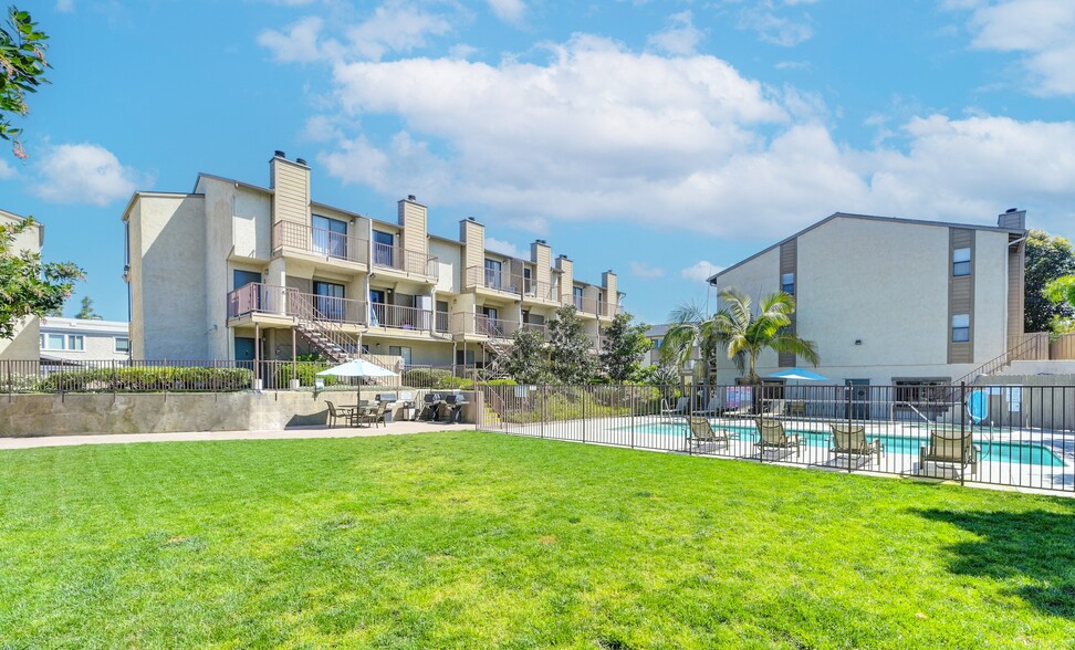 Building Photo - Elan Park Place Carlsbad