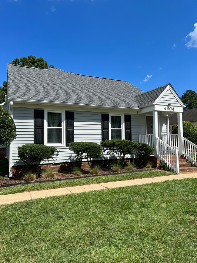 Building Photo - 4804 Hoyle Dr