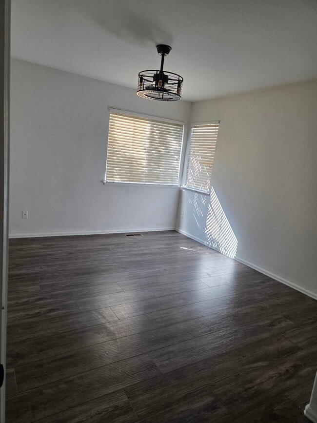 Building Photo - 1338 S Danube Ct