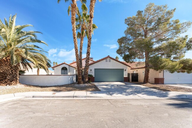 Building Photo - Single Story Home on Cul De Sac, Totally R...