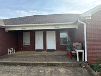 Building Photo - Renovated 3 Bedroom 2 Bath Home for Rent!!