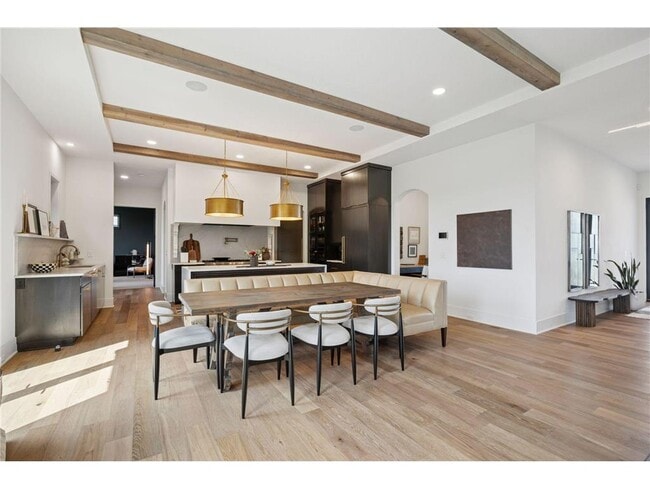 Building Photo - 6297 Yuma Ln N