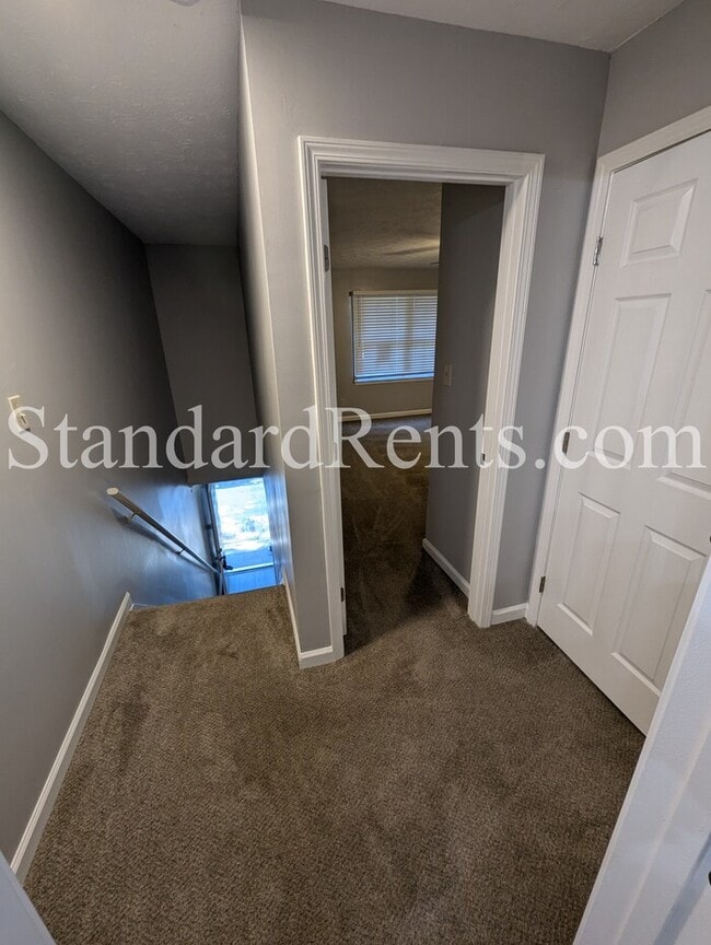 Building Photo - 2870 Spruce Cir