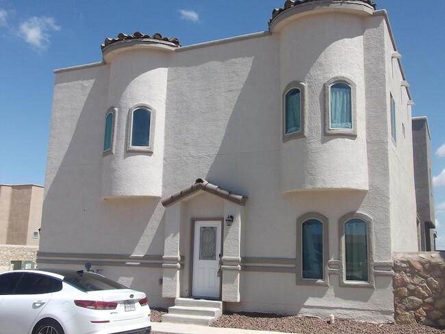 Primary Photo - 12249 Gaudi Wy