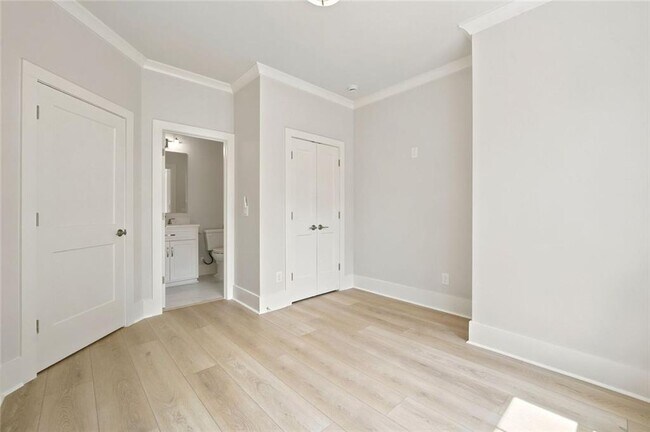 Building Photo - 1396 Old Magnolia Way