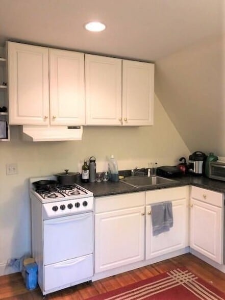 Building Photo - 191 Power St