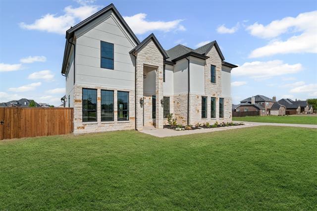 Building Photo - 681 Davenport Dr