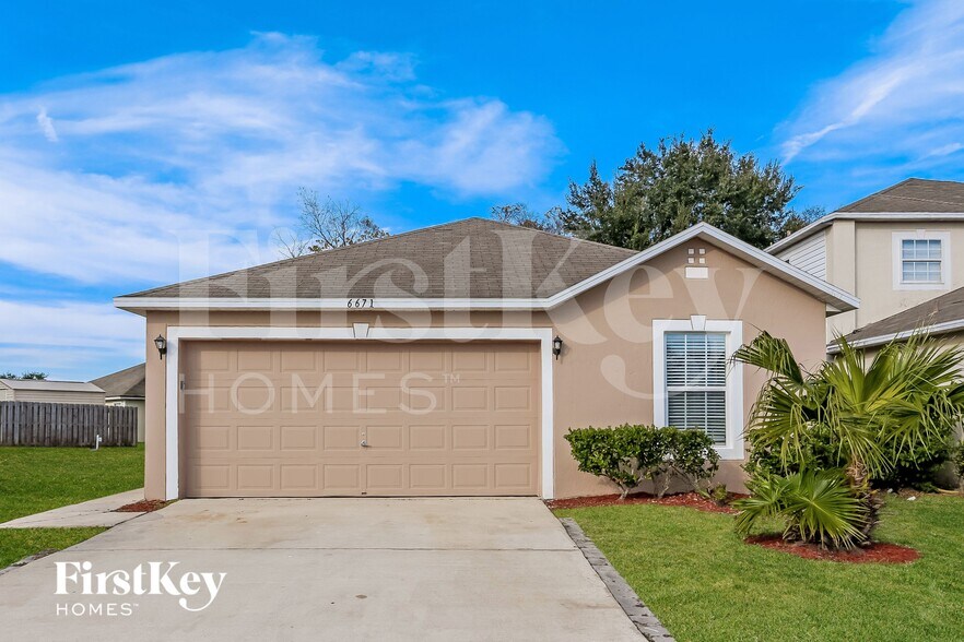 Primary Photo - 6671 Gentle Oaks Dr N