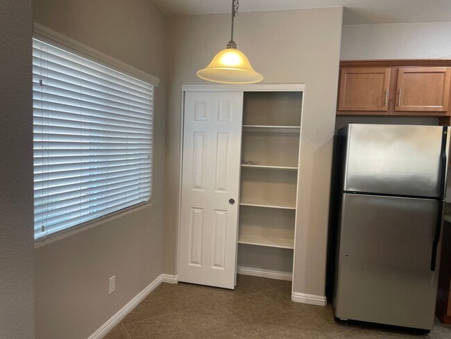 Building Photo - 2359 Koho Dr