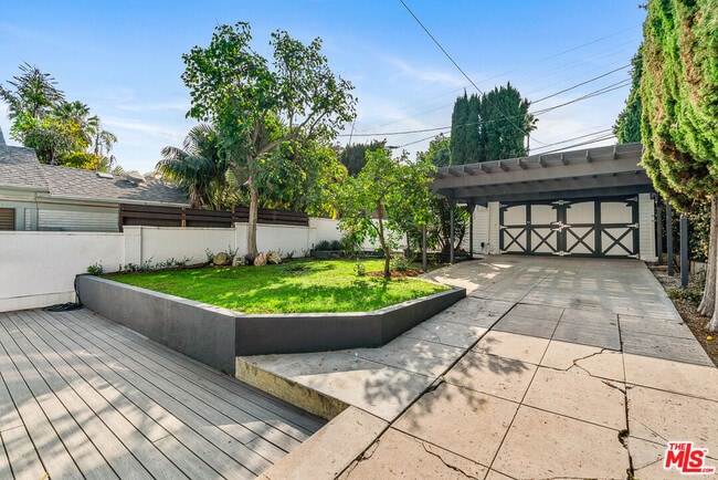 Building Photo - 4920 Marathon St