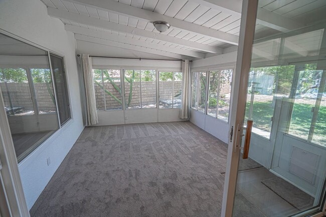 Building Photo - Spacious 4-Bedroom Home with Sun Room & Vi...