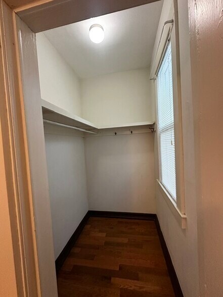 Building Photo - 510 Lafayette Ave