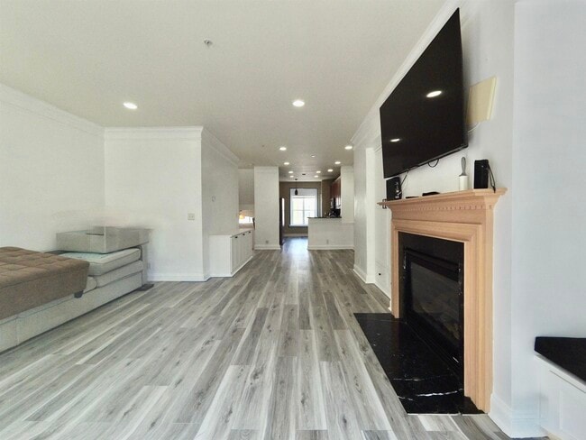 Building Photo - 49 Mallard Pl