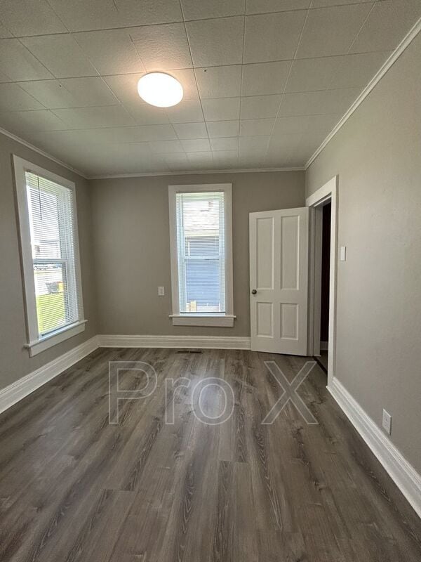 Building Photo - 810 N Elm St