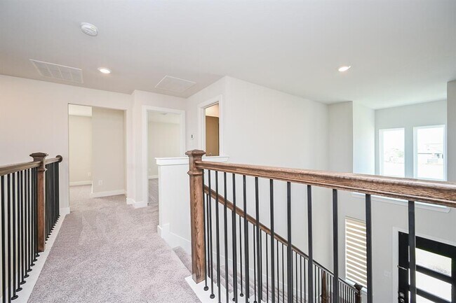 Building Photo - 21827 Erskine Peaks Pl