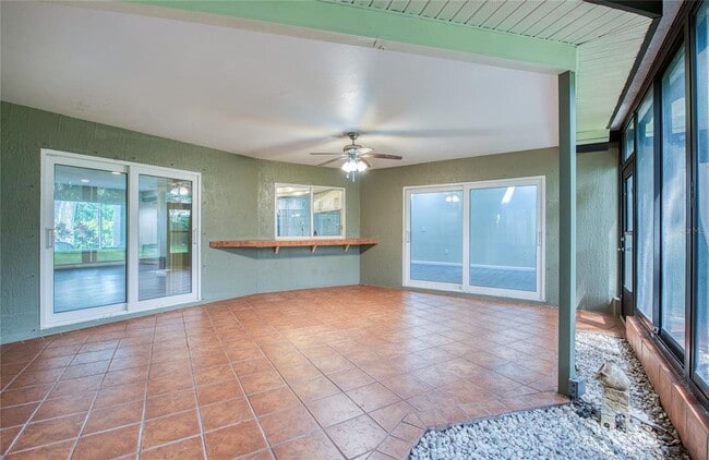 Building Photo - 2143 Salisbury Ct
