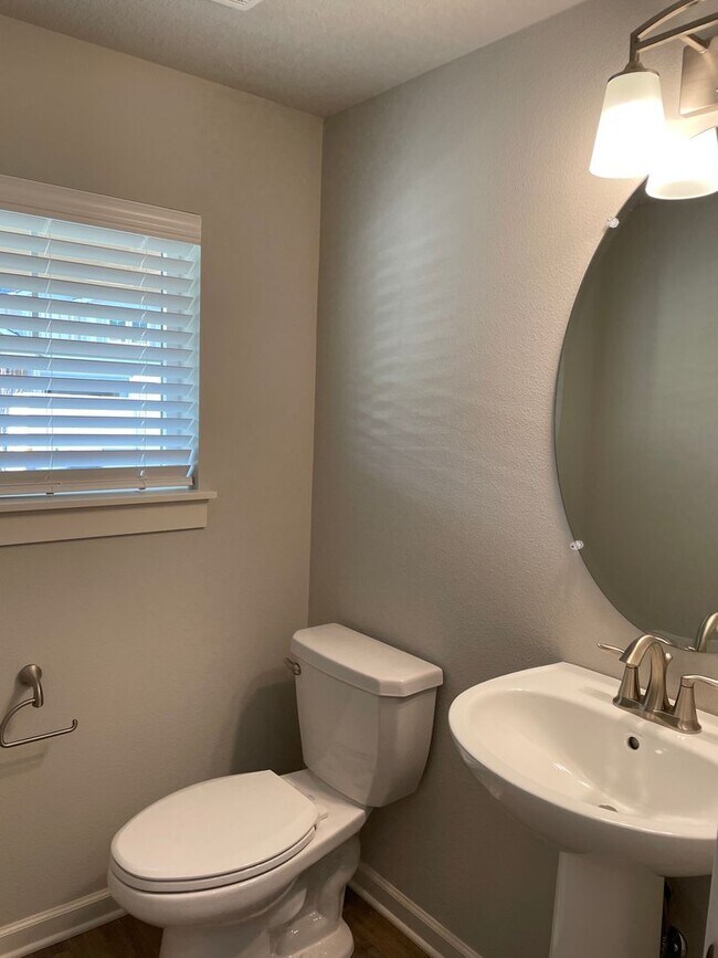 Building Photo - NEWER 4 Bed 2.5 Bath Home! Located near the Ridgefield Outdoor Recreation Center, equestrian faci...