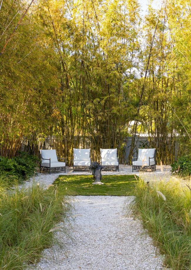 Building Photo - 3415 N Flagler Dr