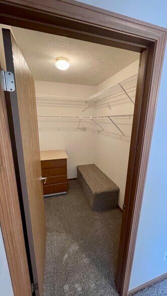 Building Photo - 1002 Jay St