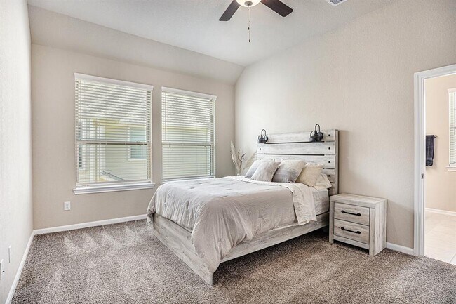 Building Photo - 16118 Northern Cardinal Ln